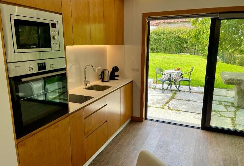 スタンダードスタジオ, Casa Do Pomar   Eido Do Pomar