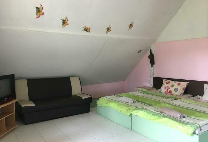 침실 1개 주택, Kum Nangpaya