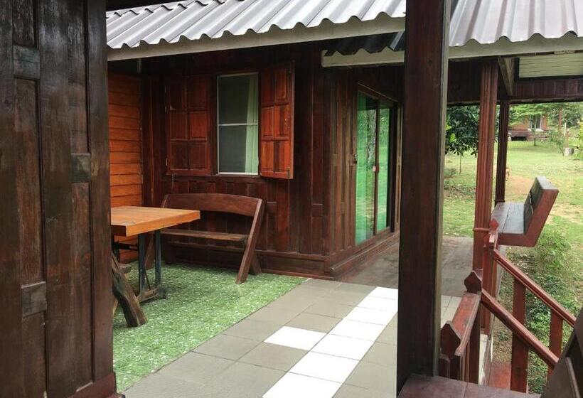 스탠다드 룸, Kum Nangpaya