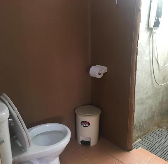 디럭스 방갈로, Kum Nangpaya