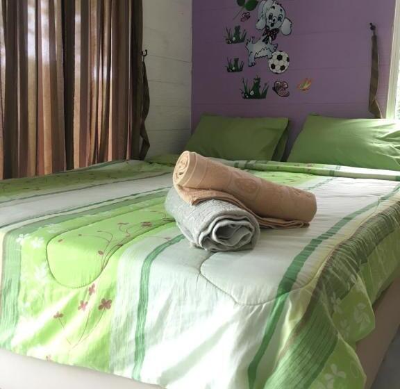 스탠다드 방갈로, Kum Nangpaya