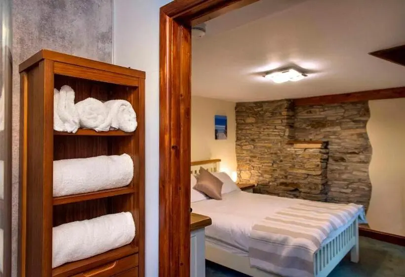 デラックスルーム, The White Cottage B&b