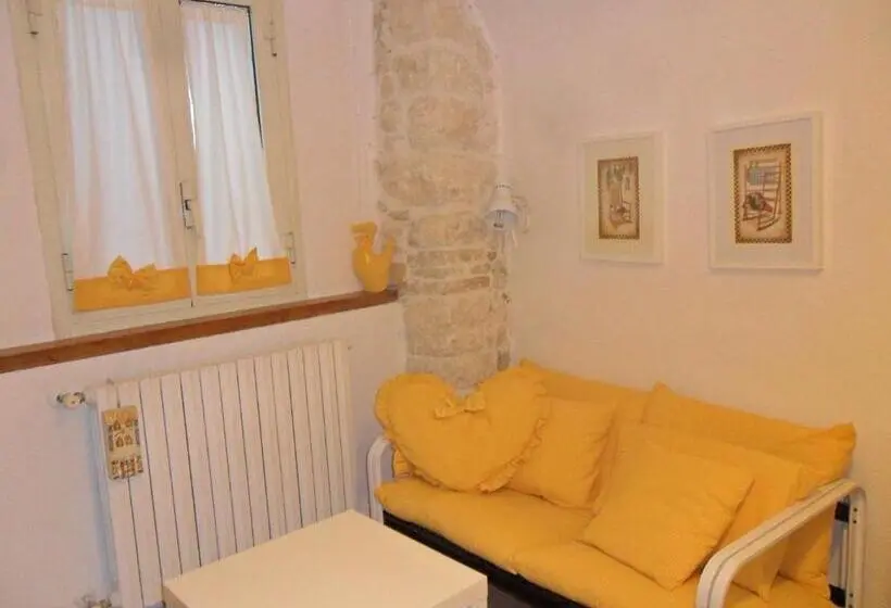 ドゥプレックスルーム, B&b Il Giullare