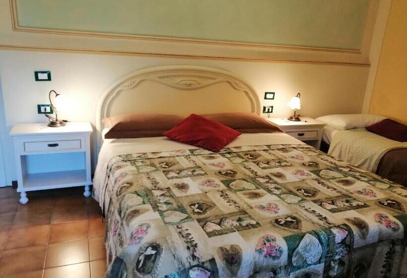 غرفة كلاسيكية ثلاثية, B&b San Nicola