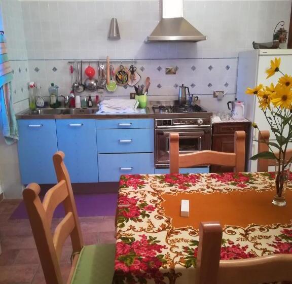 غرفة كلاسيكية ثلاثية, B&b San Nicola