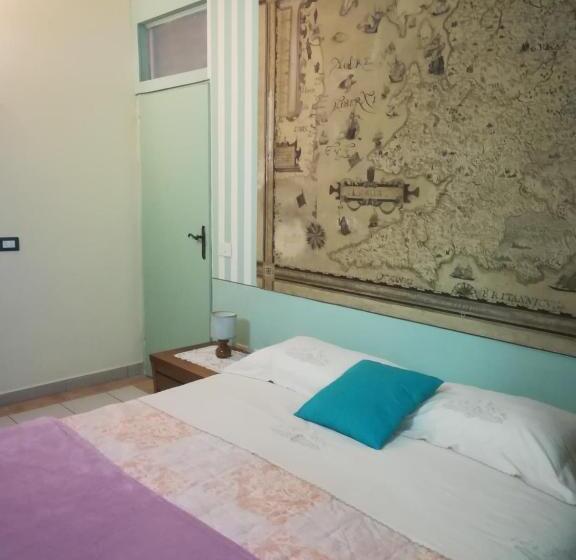 غرفة كلاسيكية ثلاثية, B&b San Nicola