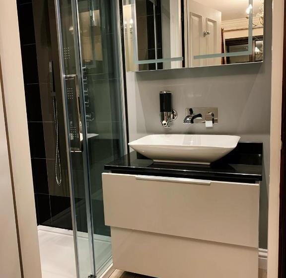 Номер Deluxe, Appin House