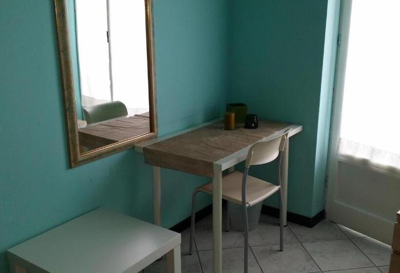 غرفة قياسية فردية حمام مشترك, Cà Dell Angelo