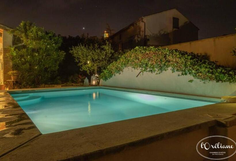 キングサイズベッドのスタンダードルーム, Chambres D Hôtes L Oréliane En Provence Spa Bien être