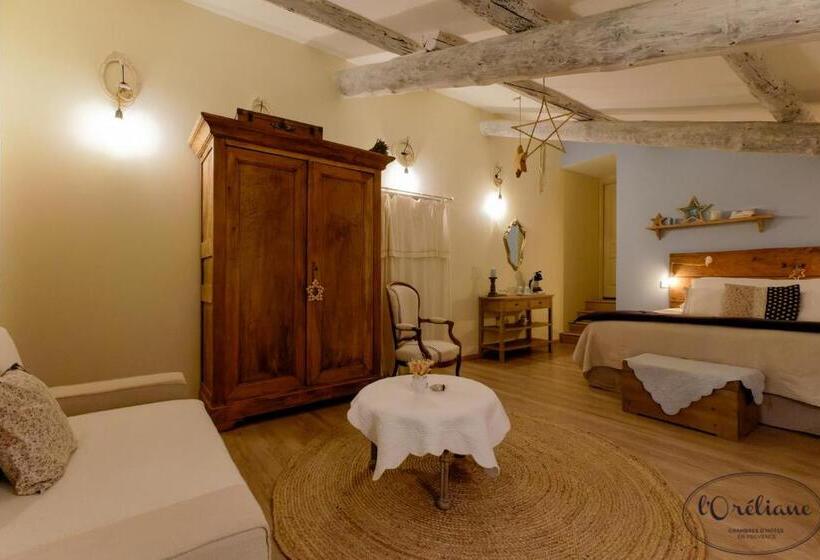キングサイズベッドのスイートルーム, Chambres D Hôtes L Oréliane En Provence Spa Bien être