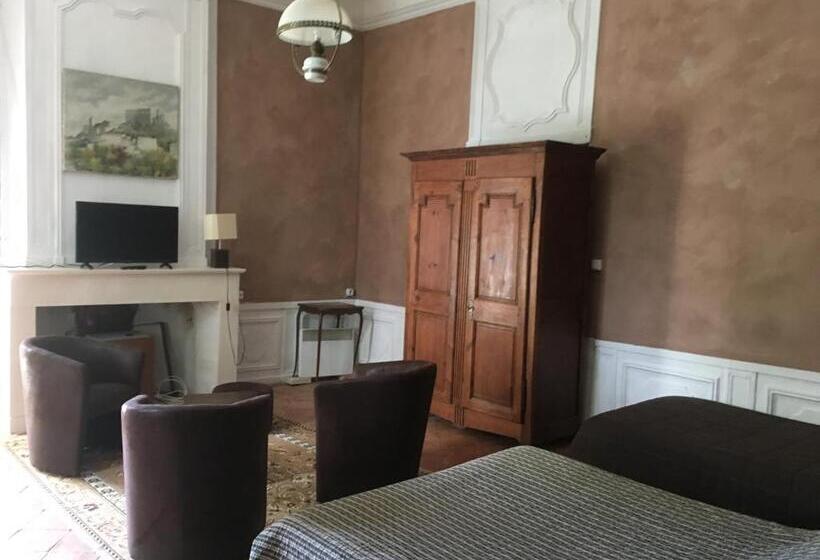 家庭间, Chateau De La Bastide