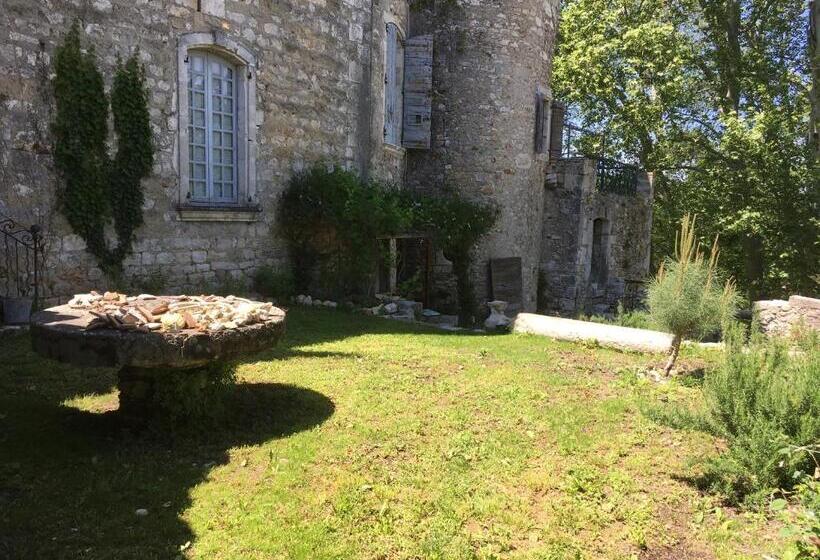 带露台的标准工作室, Chateau De La Bastide