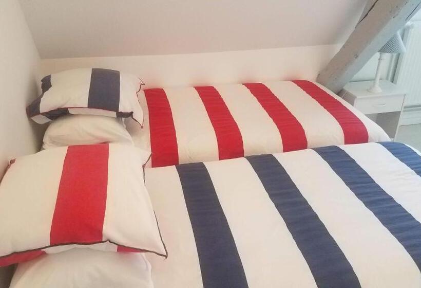 Номер Стандарт, Manoir De L As De Trèfle