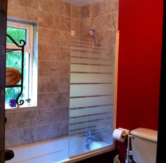 חדר סטנדרט, Five Saints Farmhouse B&b