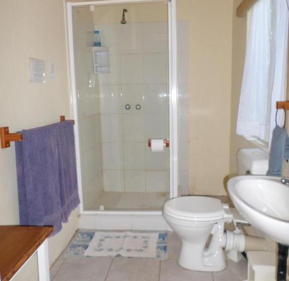 חדר סטנדרט לשלושה, Geckos B&b And Self Catering