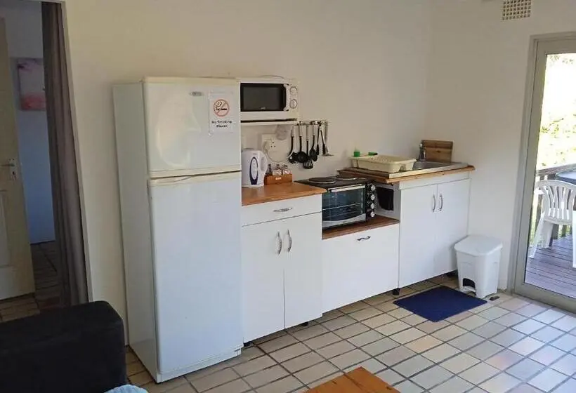 ２ベッドルームハウス, Geckos B&b And Self Catering