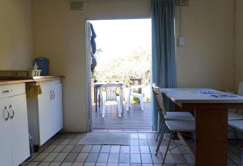 בית, 2 חדרי שינה, Geckos B&b And Self Catering