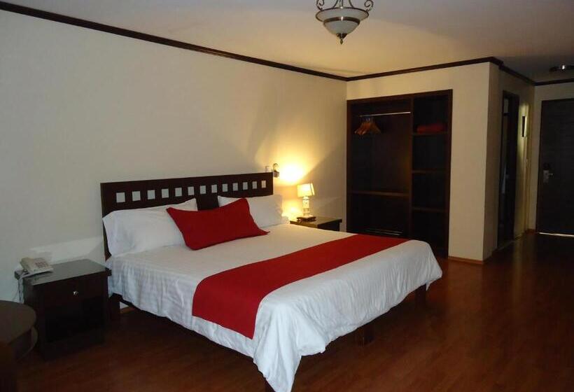 ジュニアスイート, Plaza San Carlos