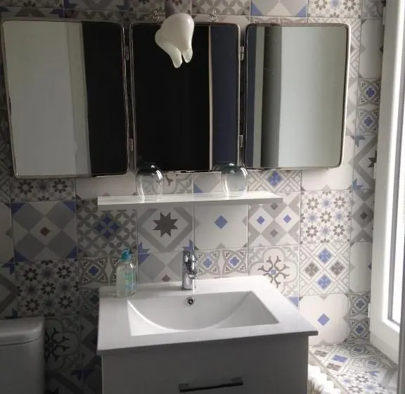 חדר סטנדרט, La Maison Bleue Trentemoult