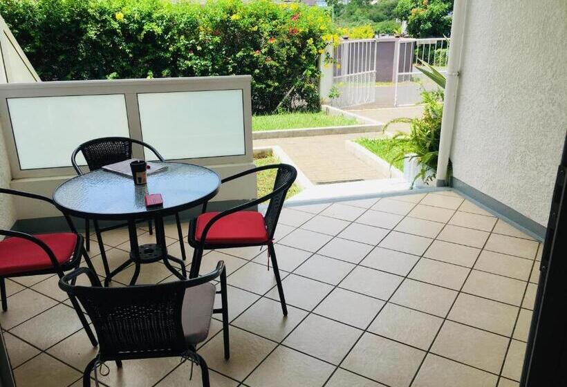 חדר סטודיו סטנדרד, Les Gentilhommieres Guest House