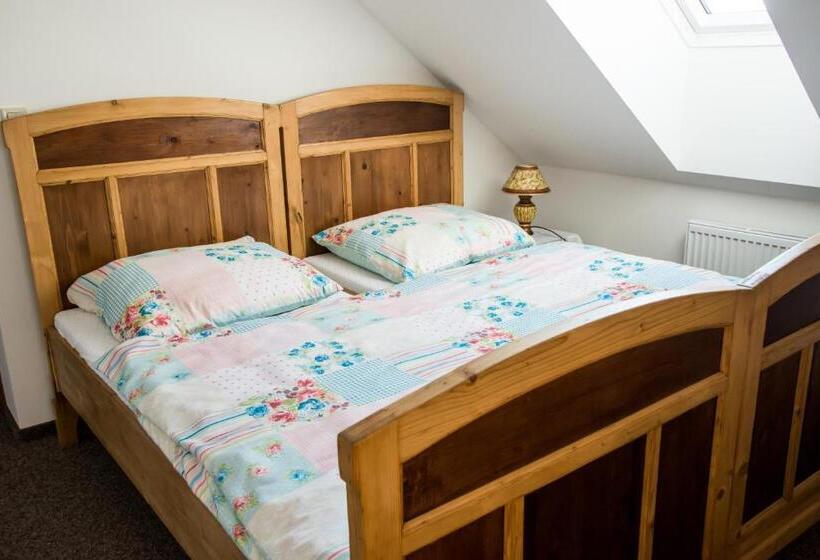 스탠다드 트리플 룸, Penzion U Jindry