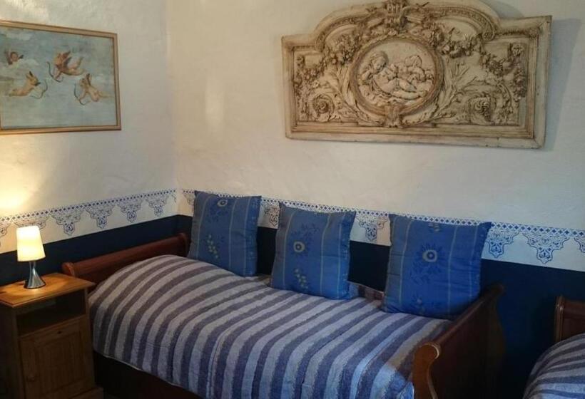 Семейный Номер, B&b Villa Chante Coucou