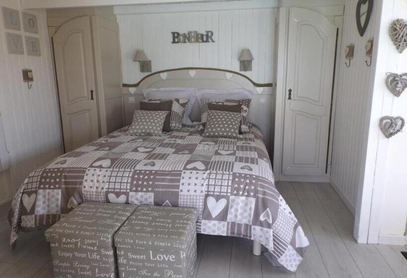 스탠다드 스튜디오 풀장 전망, Gite Les Bois 1