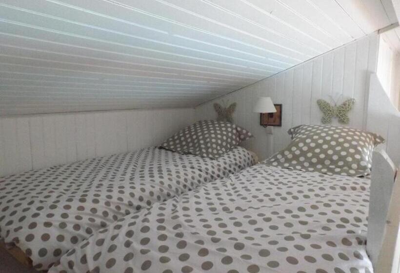 스탠다드 스튜디오 풀장 전망, Gite Les Bois 1