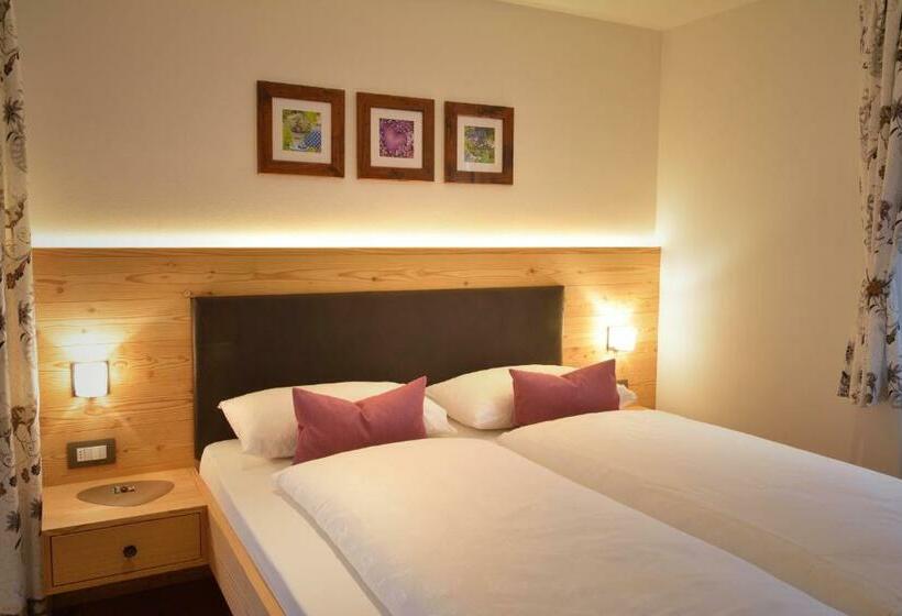 バルコニー付きデラックスルーム, Sule Hof Agriturismo