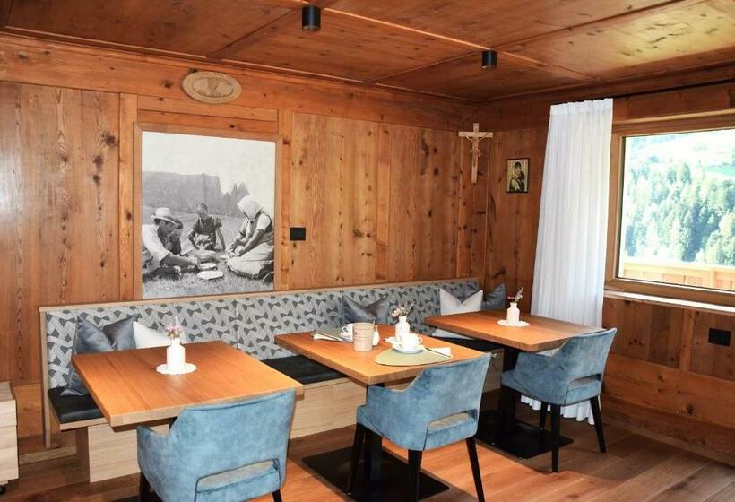バルコニー付きデラックスルーム, Sule Hof Agriturismo