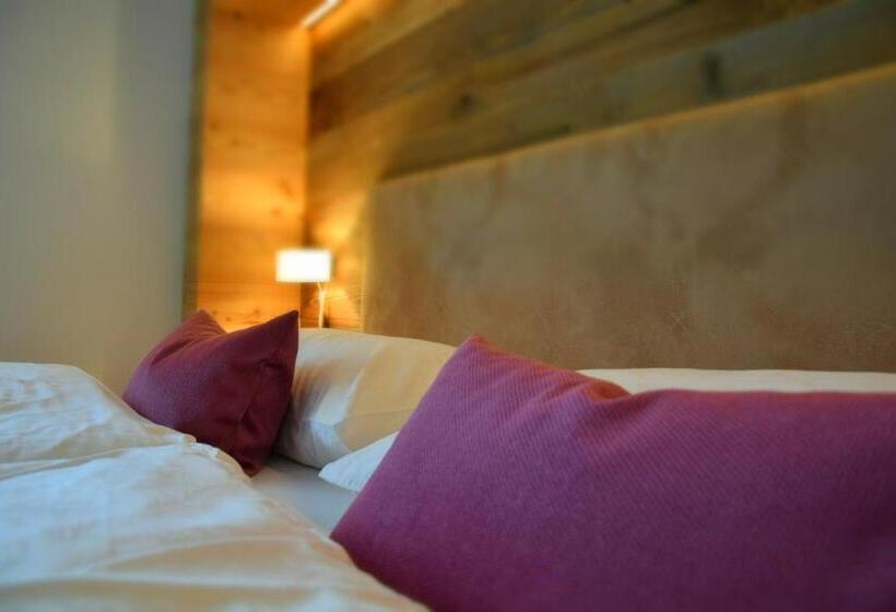 デラックスルーム, Sule Hof Agriturismo