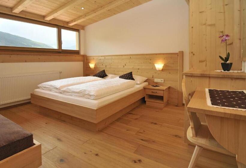발코니가 있는 2 베드룸 아파트, Sule Hof Agriturismo