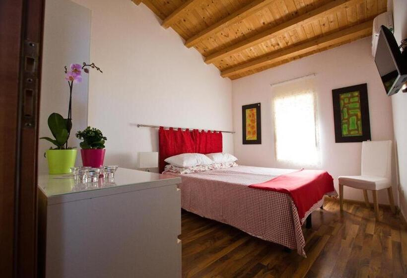 Standard room with outdoor bath, Experience Il Paesino