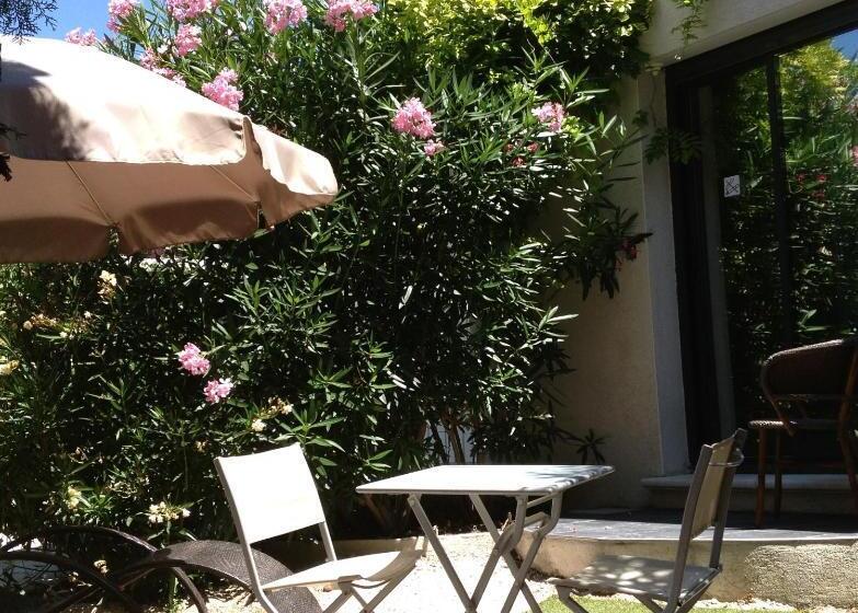 标准工作室, Pied à Terre En Ville