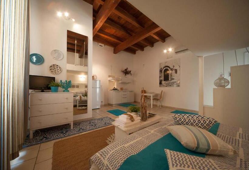 Teraslı Standart Oda, Portadamare