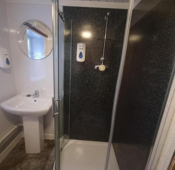 غرفة قياسية, Blackwater Hostel