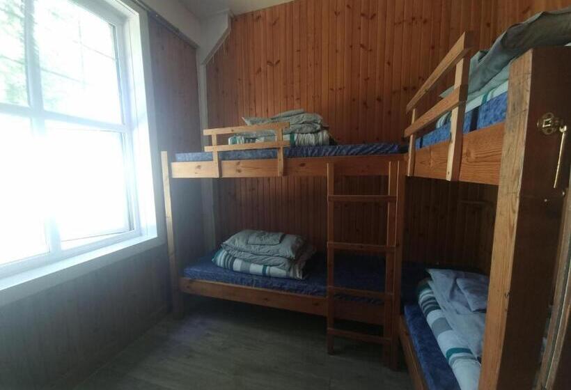 غرفة قياسية رباعية, Blackwater Hostel