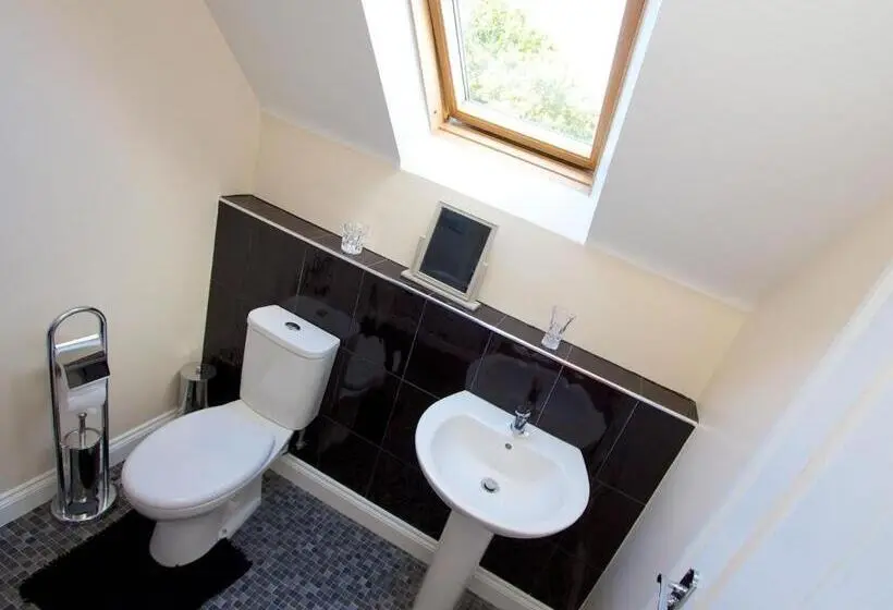 Camera Deluxe, Henbere Farm B&b