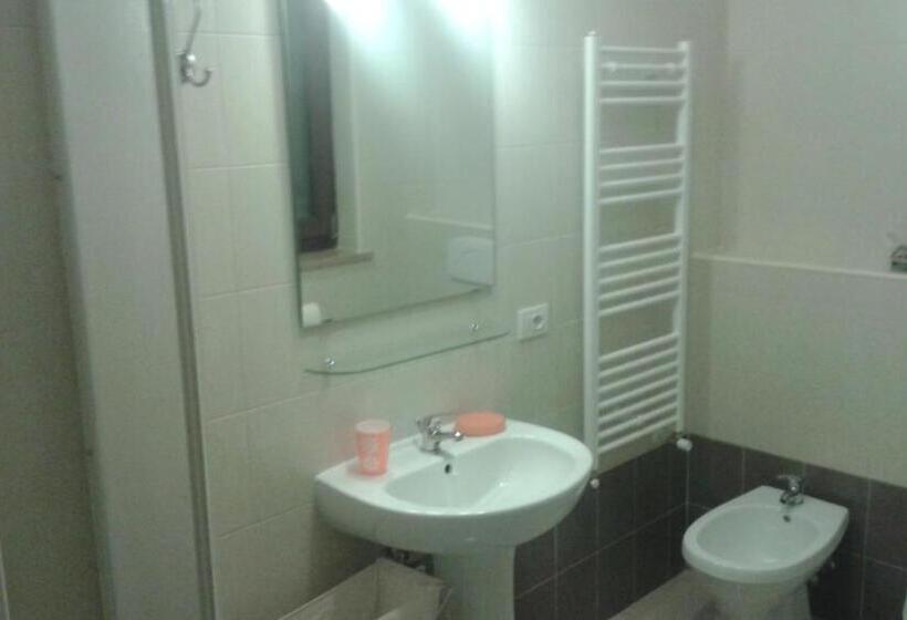 חדר סטנדרט, Domus Taranto Unica Sede