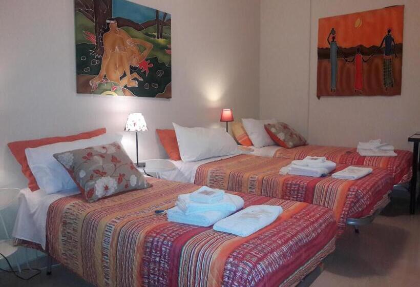 חדר קומפורט לשלושה, Domus Taranto Unica Sede