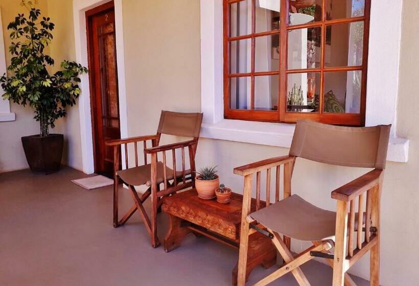 Номер Стандарт, Koedoeskloof Guesthouse
