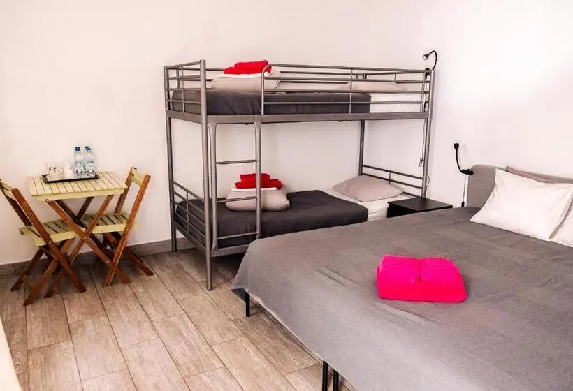 ガーデンビュースタンダード４ベッドルーム, Residencial Real Guest House