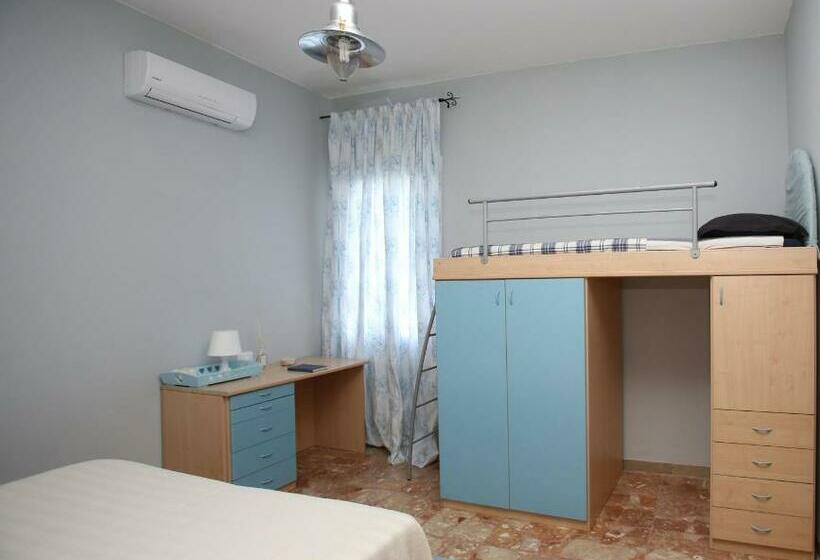 デラックストリプルルーム, Una Stanza Nel Parco