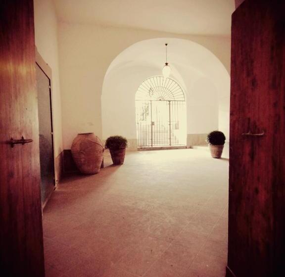 غرفة قياسية ثلاثية, B&b Palazzo Lanza