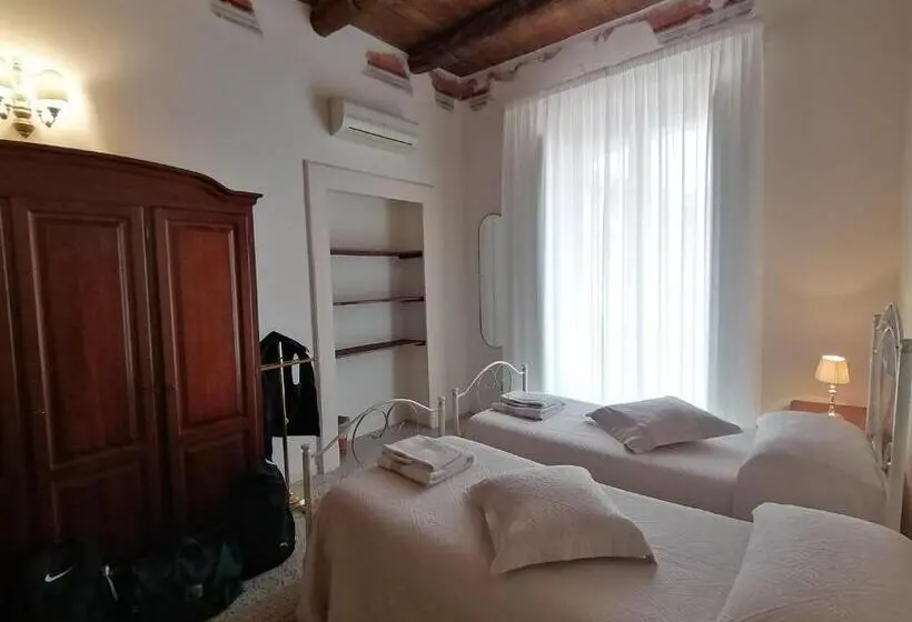 テラス付スーペリアルーム, B&b Palazzo Lanza