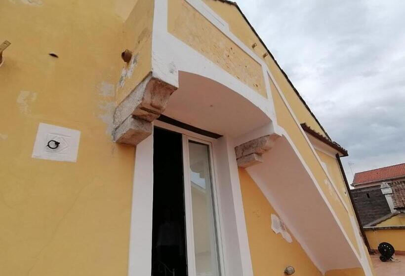 غرفة قياسية ثلاثية, B&b Palazzo Lanza