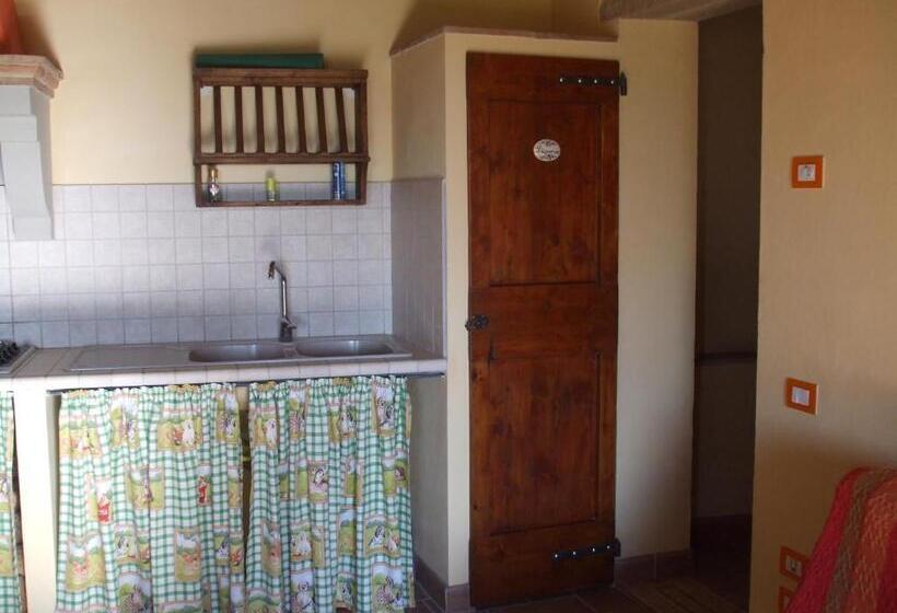 דירת חדר, Agriturismo Il Torrione