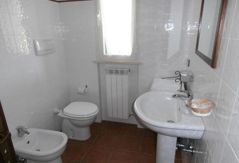 غرفة قياسية, Agriturismo Poggio Sassineri