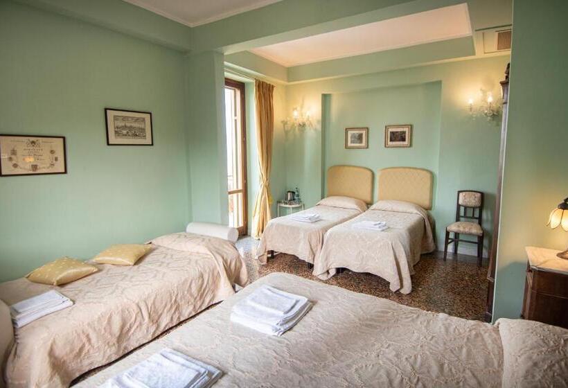 اتاق استاندارد چهارنفره با بالکن, Agriturismo Villa Val D Olivi