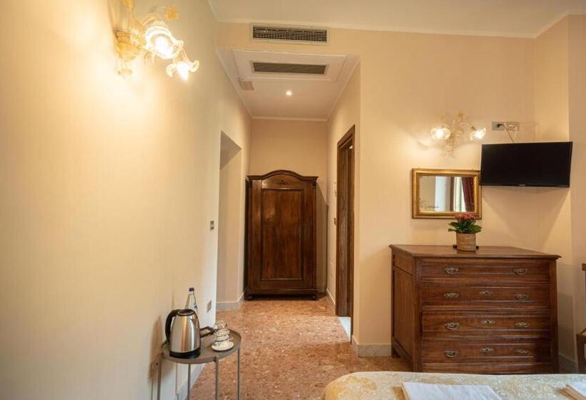 اتاق اکونومی, Agriturismo Villa Val D Olivi